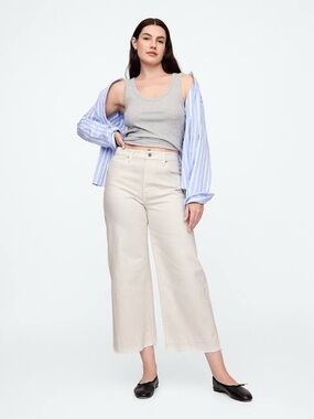 GAP High Rise Wide Leg Crop Jean in Off White